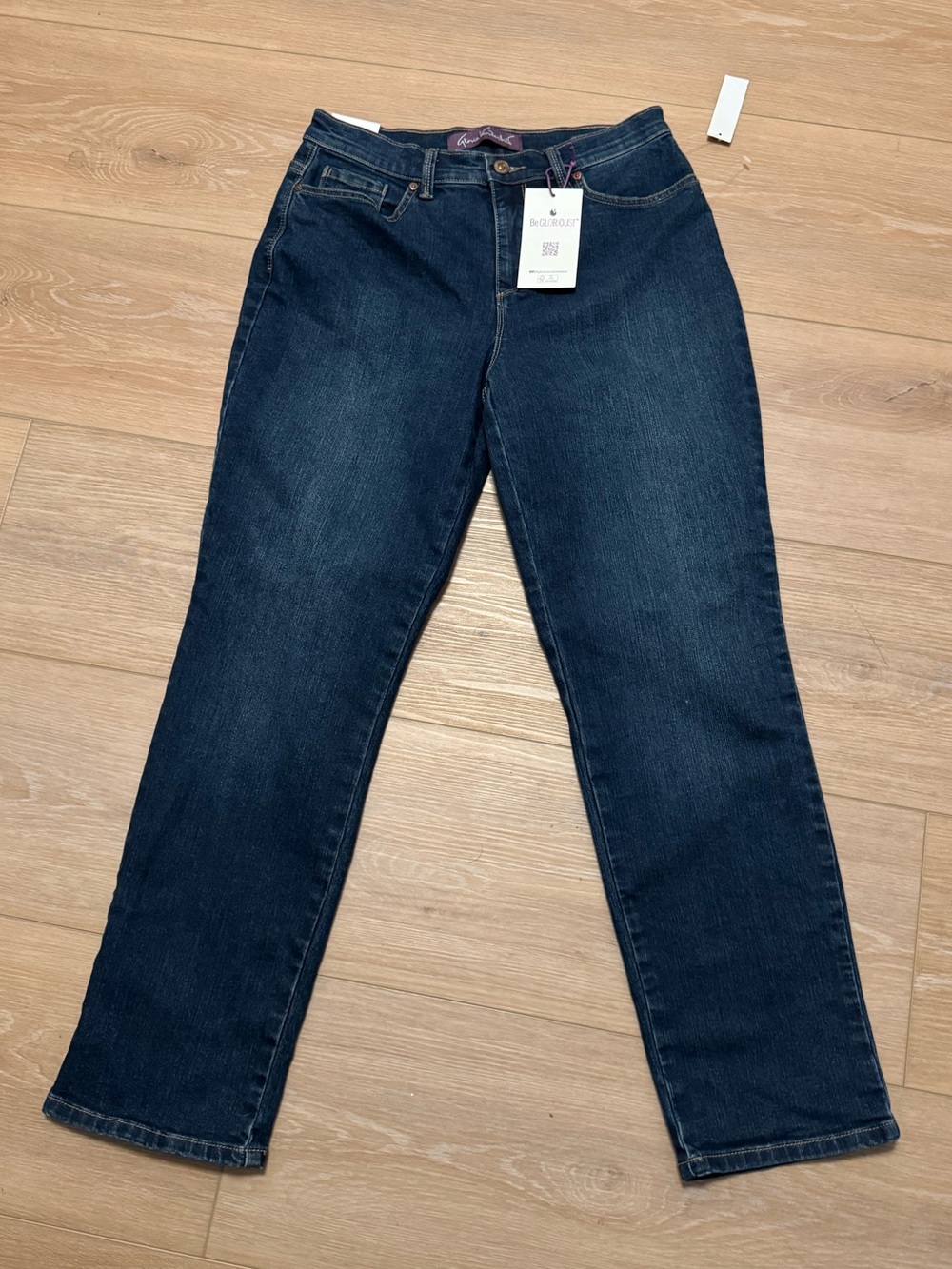 Gloria Vanderbilt Amanda Original Slimming Jean Straight-Leg Jeans size 8S